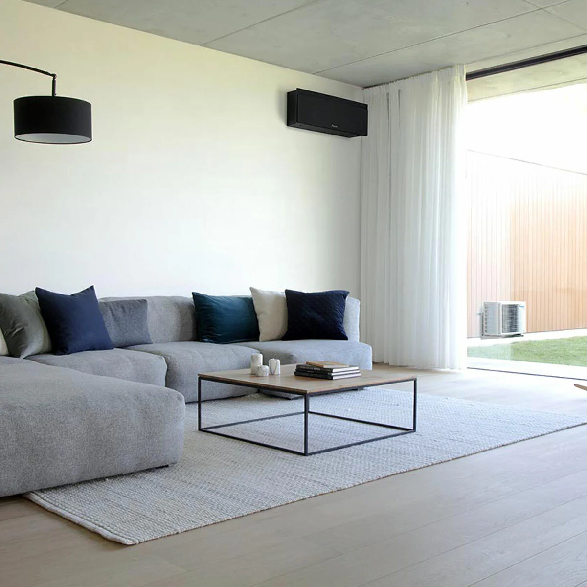 Condizionatore Daikin Emura 3 penta split 9000+9000+9000+12000+15000 BTU inverter A++ wifi unità esterna 7.8 kW Nero - Image 2