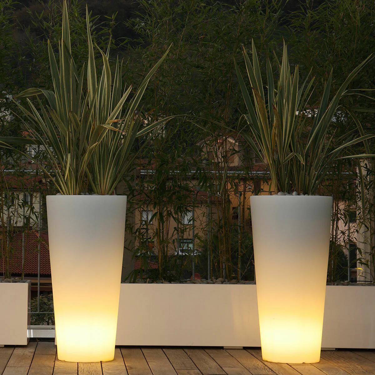 Vaso luminoso Arkema Tondo 86 SL in resina LLDPE rotondo 86 cm - Image 3